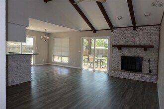 5614 Briargrove Dr in Wichita Falls, TX - Building Photo - Building Photo
