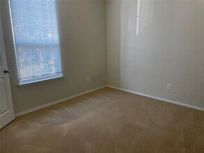 2340 Senepol Way in Fort Worth, TX - Building Photo - Building Photo
