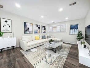 The Crossings at Limestone in Wilmington, DE - Building Photo - Building Photo