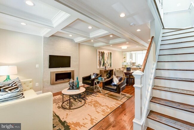 property at 1423 Montello Ave NE