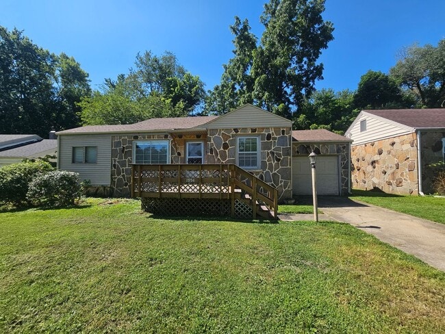 property at 1954 E Cherry St Ct