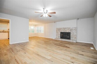41 Gore Ln in Bella Vista, AR - Foto de edificio - Building Photo