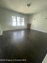 320 New York St in Scranton, PA - Building Photo - Building Photo