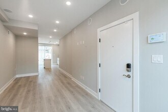 2550 N Howard St in Philadelphia, PA - Building Photo - Building Photo