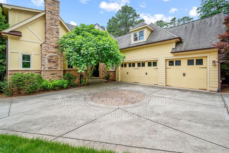 2501 Shadow Hills Ct in Raleigh, NC - Building Photo