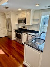 1000 Ridge Rd in Wilmette, IL - Building Photo - Building Photo