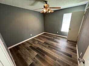 713 Alta St in Longview, TX - Building Photo - Building Photo