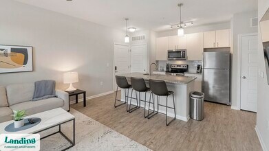 2300 Tapestry Park Dr in Land O Lakes, FL - Building Photo - Building Photo