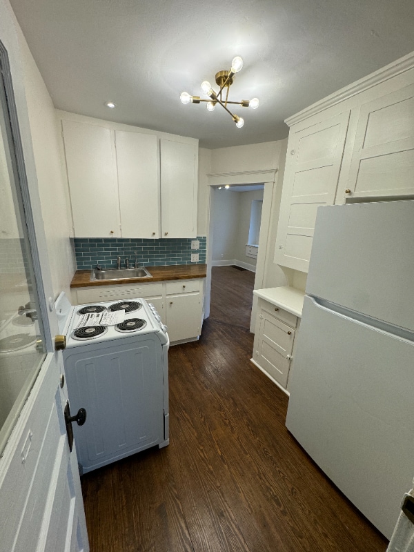 property at 306 N Fairview Ave