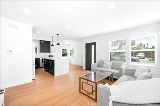 765 E Silva St in Long Beach, CA - Building Photo - Building Photo