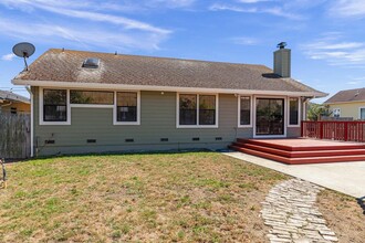 730 North St in Pescadero, CA - Building Photo - Building Photo