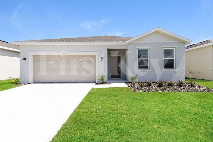 560 Crown Rose Dr in Bartow, FL - Building Photo