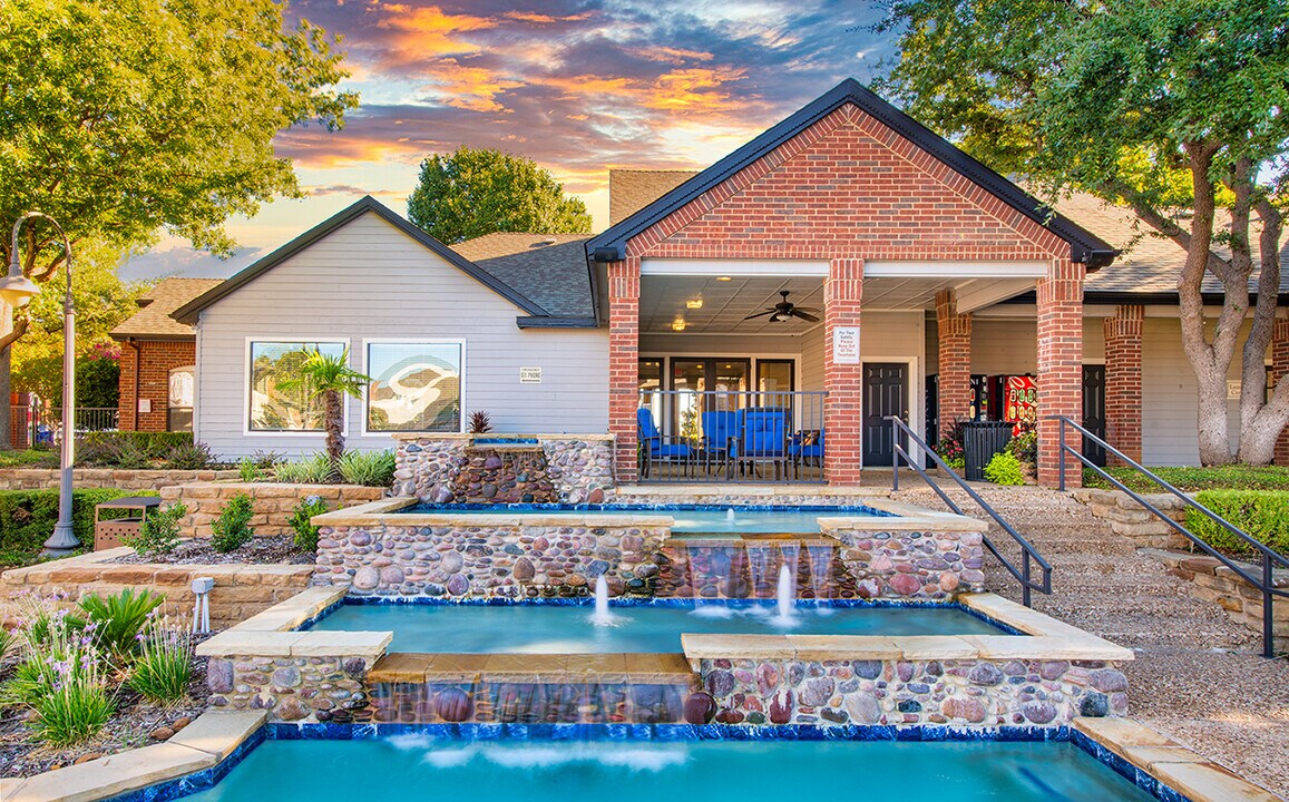 MAA Grapevine in Grapevine, TX - Foto de edificio