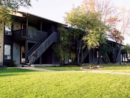 Concord Gardens in Winnipeg, MB - Building Photo