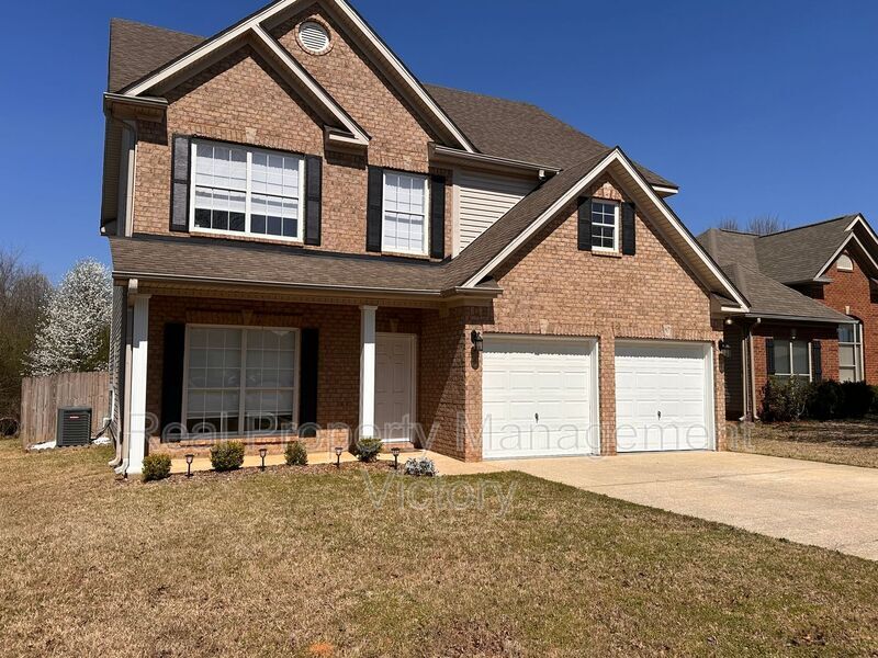 1031 Alden Glen Dr in Moody, AL - Building Photo