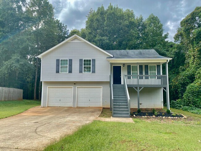 18 Twin Oaks Ln in Dallas, GA - Building Photo - Building Photo