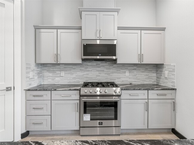 property at 209 Silverleaf Rd