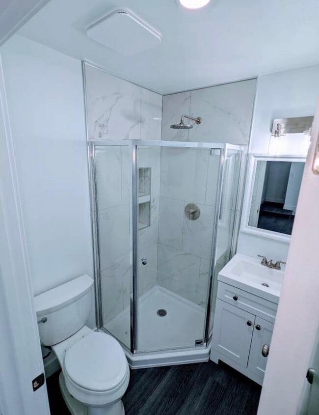 201 Parkbrook Plz in San Diego, CA - Building Photo - Building Photo