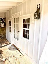 310 Valley Rd in Easton, CT - Building Photo - Building Photo