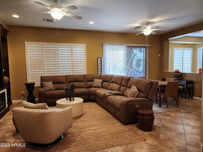 20002 N 269th Dr in Buckeye, AZ - Foto de edificio - Building Photo