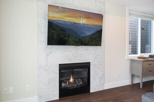 10404 2nd Pl SW, Unit SI ID1405638P in Seattle, WA - Building Photo