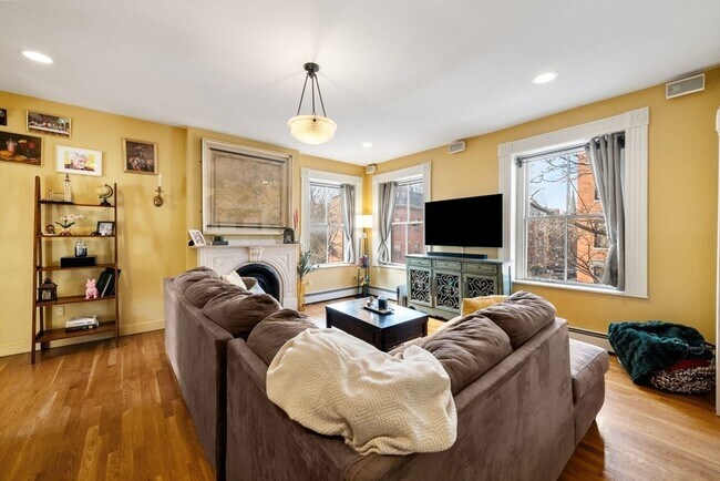 property at 468 Shawmut Ave