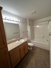 1212 37th Ave S in Moorhead, MN - Building Photo - Building Photo