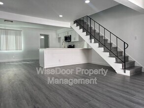 1810 E Adams Ave in Orange, CA - Building Photo - Building Photo