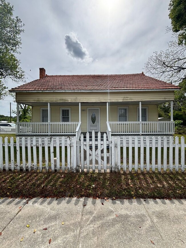 property at 20 Church St