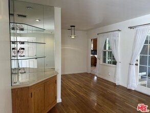 5355 Rhea Ave in Los Angeles, CA - Building Photo - Building Photo