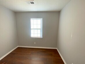 896 Leacrest Ave in Memphis, TN - Building Photo - Building Photo