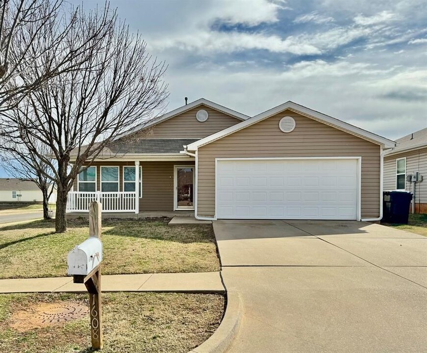 1608 NW 145th St in Edmond, OK - Building Photo