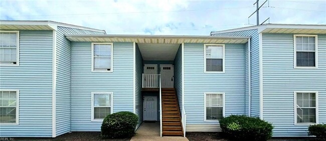 5657 Summit Arch