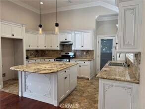 4912 Hesperia Ave in Los Angeles, CA - Building Photo - Building Photo