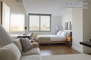 140 Riverside Blvd in New York, NY - Building Photo