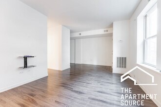 925 W Carmen Ave in Chicago, IL - Foto de edificio - Building Photo