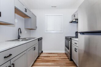 Finn Apartments in Des Moines, IA - Foto de edificio - Building Photo