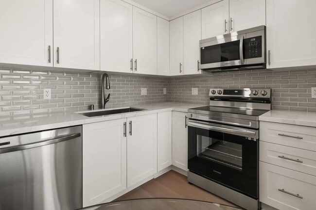 The Harper on Beverly in Los Angeles, CA - Building Photo - Building Photo