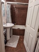 4016 14th St NW in Washington, DC - Foto de edificio - Building Photo