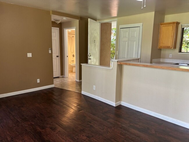 property at 3702 Lower Honoapiilani Rd