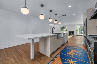 1531 Wellesley Ave in Los Angeles, CA - Building Photo - Building Photo