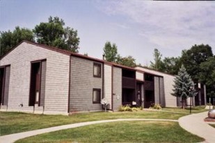 Menasha Woods Apartments