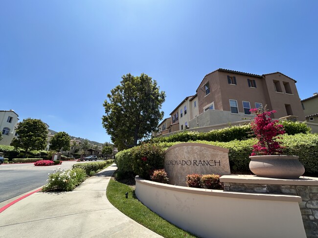658 Hatfield Dr in San Marcos, CA - Building Photo - Building Photo