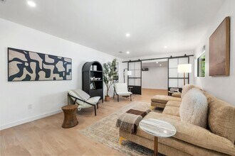 2607 Pembrook Trail in Austin, TX - Building Photo - Building Photo