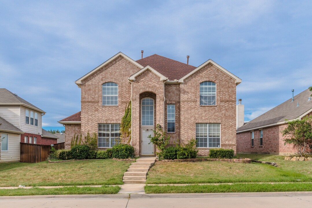 4005 Breckenridge Ct in The Colony, TX - Building Photo