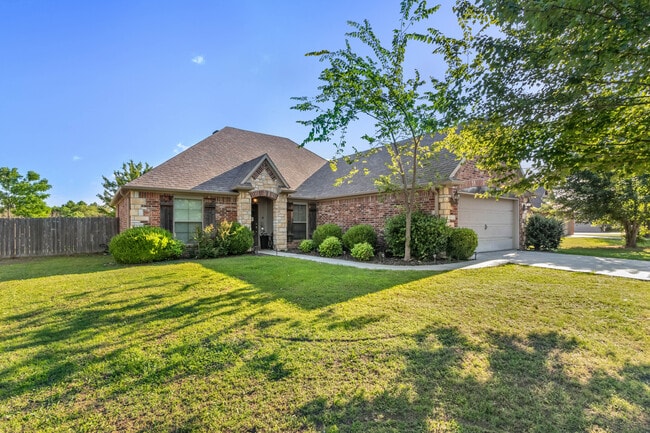 3960 W Mountain View Dr in Fayetteville, AR - Building Photo - Building Photo