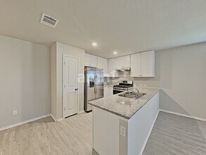502 Summersweet Rd in New Braunfels, TX - Building Photo - Building Photo