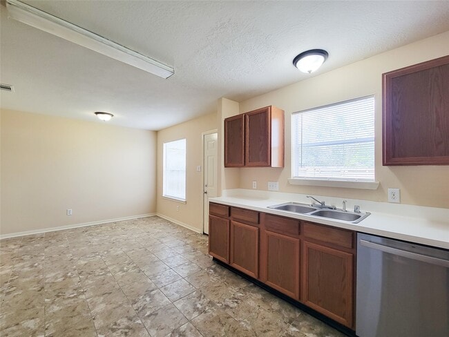 property at 19718 Byron Meadows Dr