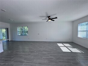 211 Australian Dr in Rotonda West, FL - Building Photo - Building Photo