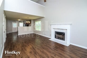 3901 Doe Run Dr in Powder Springs, GA - Building Photo - Building Photo